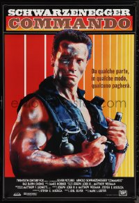 1c0110 COMMANDO 27x40 Italian commercial poster 1986 Arnold Schwarzenegger is going to make someone pay!
