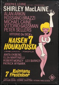 1c0470 WOMAN TIMES SEVEN Finnish 1967 MacLaine is as naughty as a pink lace nightgown, different!