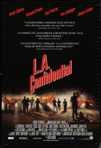 1c1245 L.A. CONFIDENTIAL DS 1sh 1997 Basinger, Spacey, Crowe, Pearce, police arrive in film's climax!