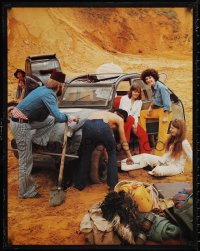 1c0239 UNKNOWN POSTER 24x30 special poster 1970s laughing campers with car stuck in sand!