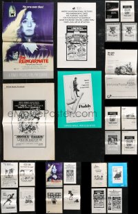 1d0543 LOT OF 25 UNCUT MOSTLY 1960S PRESSBOOKS 1960s advertising for a variety of different movies!