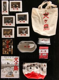 1d0487 LOT OF 13 ISLE OF DOGS MOVIE PROMO ITEMS 2018 cool figurines, bag, story book & more!