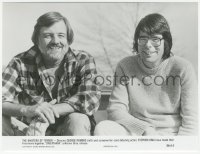 1f2311 CREEPSHOW candid 7.25x9.5 still 1982 smiling portrait of George Romero & author Stephen King!