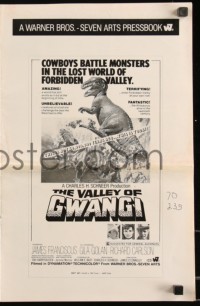 1f1896 VALLEY OF GWANGI pressbook 1969 Harryhausen, McCarthy art of cowboys & dinosaurs, w/ herald!