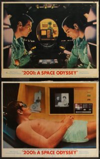 1j1388 2001: A SPACE ODYSSEY 2 LCs 1968 w/Lockwood & Dullea holding discussion away from HAL 9000!