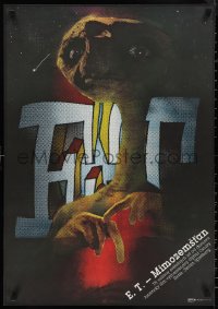 1k0336 E.T. THE EXTRA TERRESTRIAL Czech 23x32 1984 Spielberg, great different art by Zdenek Ziegler!