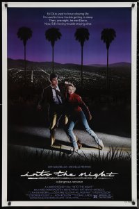 1k1244 INTO THE NIGHT 1sh 1985 cool image of Jeff Goldblum & Michelle Pfeiffer on the run!