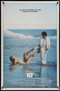 1p1440 '10' int'l 1sh 1979 Blake Edwards, Dudley Moore & sexy Bo Derek on the beach