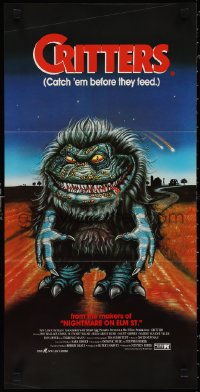 1p1385 CRITTERS Aust daybill 1986 great completely different art of cast & monsters by Ken Barr!