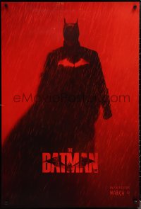 1r0949 BATMAN teaser DS 1sh 2022 full-length Robert Pattinson in the title role in the rain!