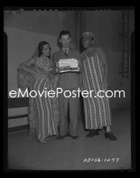 1s0191 ROAD TO SINGAPORE camera original 4x5 negative 1940 Bing Crosby & Dorothy Lamour candid!