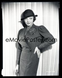 1s0102 SYLVIA SIDNEY camera original 8x10 negative 1930s Paramount portrait in cool suit & hat!