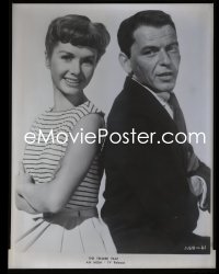 1s0168 TENDER TRAP TV 8x10 negative R1960s best portrait of Frank Sinatra & Debbie Reynolds!