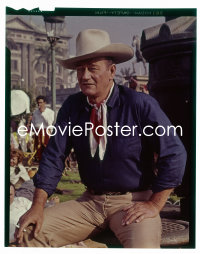 1s0433 JOHN WAYNE 4x5 color transparency 1960s great pose of most famous cowboy of all time! RARE!