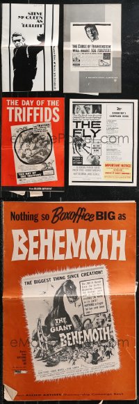 1x0557 LOT OF 5 CUT PRESSBOOKS 1950s-1960s advertising for a variety of different movies!