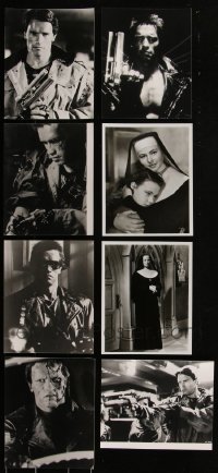 1x0787 LOT OF 15 REPRO & VIDEO PHOTOS 1980s including many portraits of Arnold Schwarzenegger!