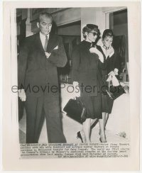 1y1821 AUDREY HEPBURN/JAMES STEWART 8x10 news photo 1961 paying respects at Gary Cooper's funeral!