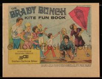 1y0569 BRADY BUNCH 5x7 comic book 1976 Kite Fun Book giveaway from Reddy Kilowatt utility company!