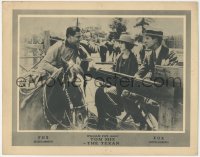 1y1208 TEXAN LC R1920s Tom Mix talking to Gloria Hope & Robert Walker on the other side of fence!