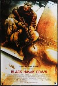 1z1138 BLACK HAWK DOWN 1sh 2001 Ridley Scott, Josh Hartnett with assault rifle in helicopter!