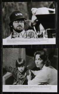 2b0819 TWILIGHT ZONE presskit w/ 16 stills 1983 George Miller, Steven Spielberg, Rod Serling!