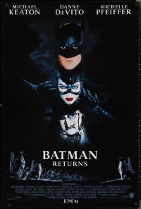 2c0837 BATMAN RETURNS int'l advance 1sh 1992 Burton, Keaton, DeVito, Pfeiffer, cool white date design!