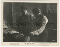 2f1817 BODY SNATCHER 8x10.25 still 1945 Boris Karloff in top hat showing stolen corpse to man!