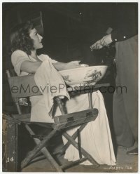 2f1834 CAT & THE CANARY candid 7.75x9.5 still 1939 Paulette Goddard waits for next scene by Morrison!