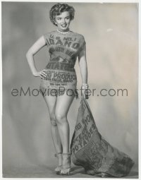 2f1954 MARILYN MONROE 6.5x8.5 news photo 1951 she looks stunning even in a potato sack dress!