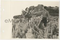 2f2080 WUTHERING HEIGHTS 7.75x11.75 key book still 1939 Olivier filling Oberon's arms with heather!