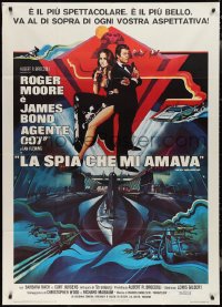 2f0535 SPY WHO LOVED ME Italian 1p 1977 Bob Peak art of Moore as James Bond & sexy Barbara Bach!