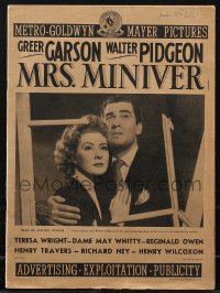 2f0311 MRS. MINIVER pressbook 1942 Greer Garson, Walter Pidgeon, directed by William Wyler, rare!