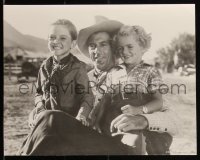 2f1750 COWBOY & THE LADY 2 7.25x9.25 stills 1938 Gary Cooper candid on set and posing with kids!