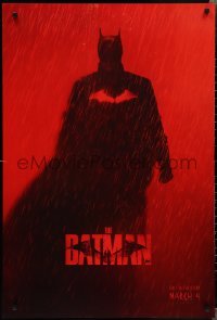 2g1048 BATMAN teaser DS 1sh 2022 full-length Robert Pattinson in the title role in the rain!