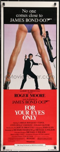 2g0975 FOR YOUR EYES ONLY insert 1981 Bysouth art of Roger Moore as Bond 007 & sexy legs!