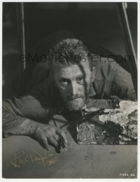 2h0356 KIRK DOUGLAS signed deluxe 10.25x13.5 still 1956 c/u as Vincent Van Gogh in Lust for Life!