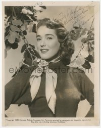 2h0831 JULIE ADAMS signed 8x10 still 1952 sexy waist-high portrait wearing scarf by tree branches!