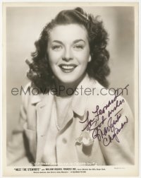 2h0872 MARGUERITE CHAPMAN signed 8x10.25 still 1942 smiling portrait from Meet the Stewarts!