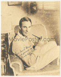 2h0929 RANDOLPH SCOTT signed deluxe 7.5x9.5 still 1941 great candid of the star at home smoking pipe!