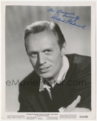 2h0939 RICHARD WIDMARK signed 8x10 still 1956 great smiling close-up for Run for the Sun!