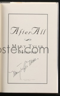 2h0233 MARY TYLER MOORE signed first edition hardcover book 1995 her autobiography After All!