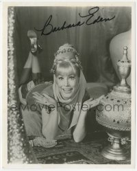 2j0188 BARBARA EDEN signed 8x10 REPRO still 1980s c/u in costume with lamp in I Dream of Jeannie!