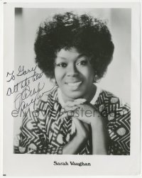 2j0361 SARAH VAUGHAN signed 8x10 REPRO photo 1970s wonderful smiling portrait of the jazz singer!