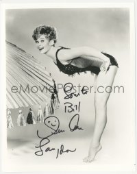 2j0371 SUE ANE LANGDON signed 8x10 REPRO still 1990s sexy portrait bending over in skimpy outfit!