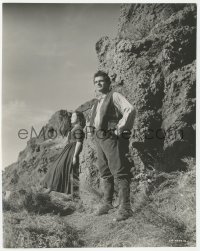2j1855 WUTHERING HEIGHTS 7.25x9.25 still 1939 classic Laurence Olivier & Merle Oberon in the heather!