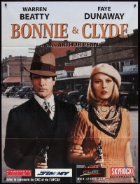 2j0420 BONNIE & CLYDE French 1p R2000 different close up of Warren Beatty & Faye Dunaway with guns!