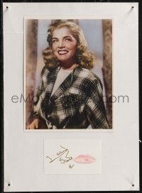 2j0013 LIZABETH SCOTT signed 3x5 index card in 12x17 display 1980s with lipstick kiss, ready to frame!