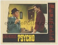 2j1526 PSYCHO LC #2 1960 Alfred Hitchcock, Martin Balsam quizzes Anthony Perkins at the Bates Motel!