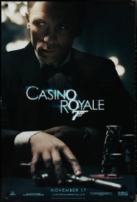 2k0896 CASINO ROYALE teaser DS 1sh 2006 Craig as James Bond sitting at poker table w/gun!