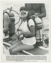 2p1841 DEEP 8x10 still 1977 sexiest Jacqueline Bisset in see-through white T-shirt & scuba gear!